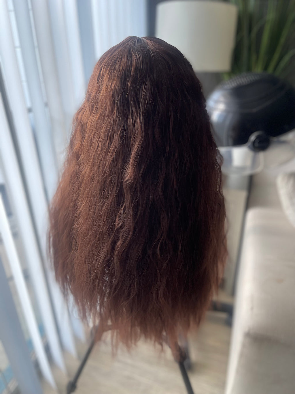 🤎 26” Brown Synthetic Wig – Quick Glam & Go